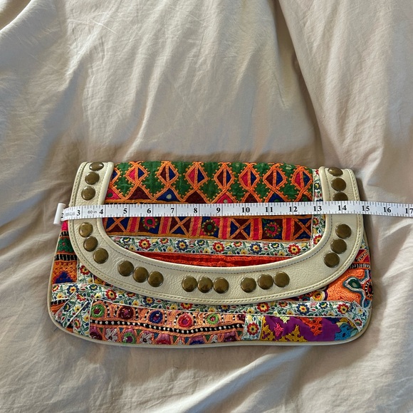 Boho!! Colorful Embroidered Women's Clutch - Picture 8 of 9